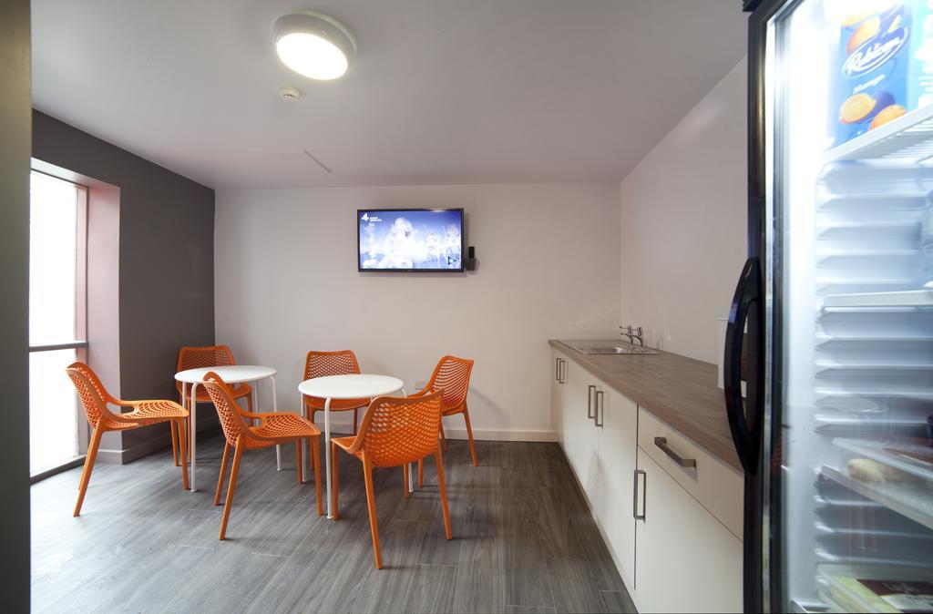 הוסטל ניוקאסל Sleeperdorm מראה חיצוני תמונה